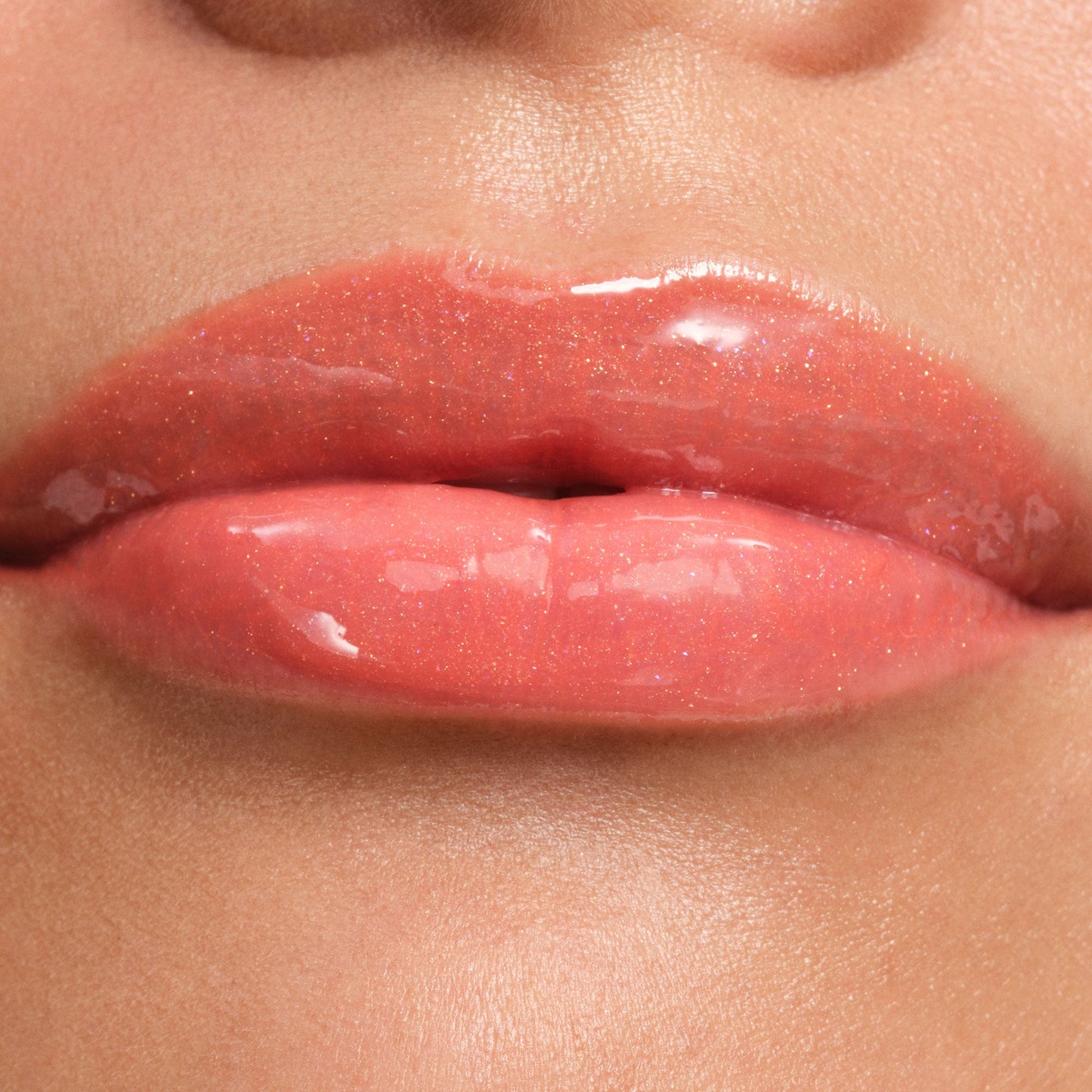 phyto-glow-lip-balm-shimmer-comet-p5 NATR-60140-Phyto-Glow-Lip-Hover-Comet.jpg