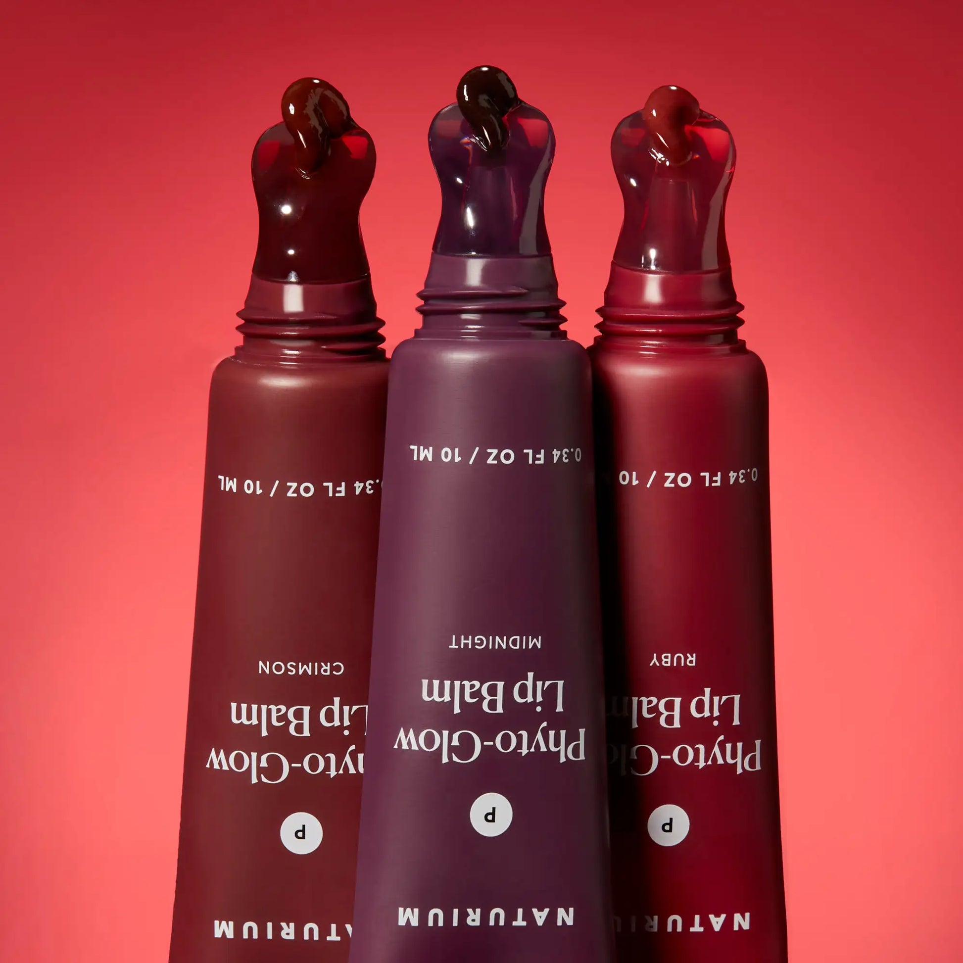 phyto-glow-lip-balm-crimson-q9 phytoglow-moody_6357-crop_1_e73a7054-8061-4f72-8a58-c0111f6fcffa.webp